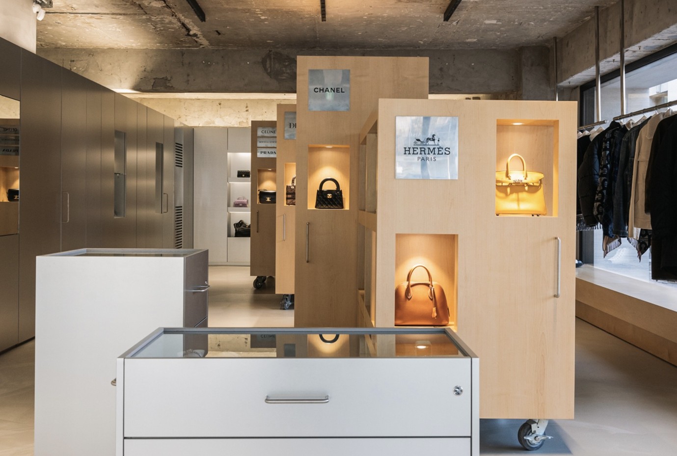 시크(CHIC), 시크청담 쇼룸 확장 이전 “고객과의 오프라인 접점 확대” 27-Image